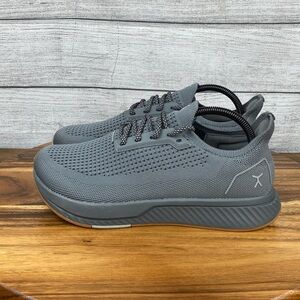 Flux Footwear Adapt Runner Grey Gum Wide Toe Box Running Shoes Women’s Size 9